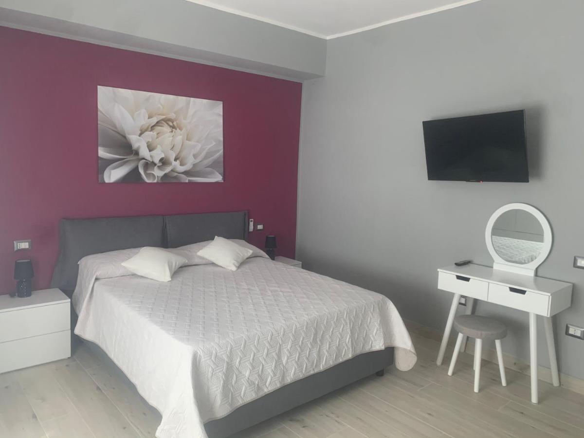 Le Stanze Di Dalia Bed & Breakfast Crotone Exterior foto