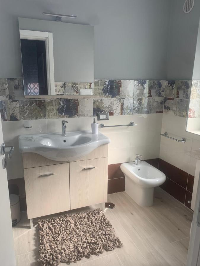 Le Stanze Di Dalia Bed & Breakfast Crotone Exterior foto